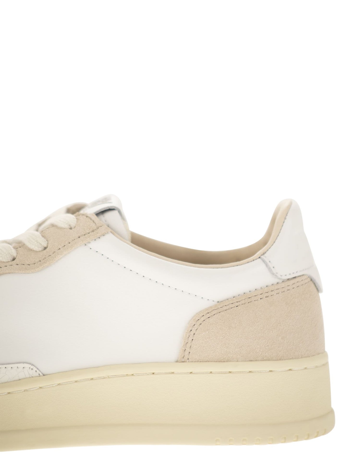 Autry Medalist Low Leather And Suede Sneakers