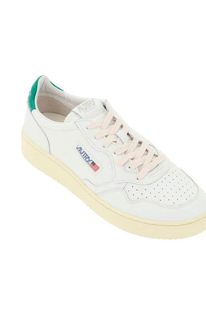 AUTRY leather medalist low sneakers